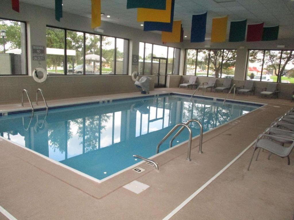 Hotel Western Nw Indianapolis