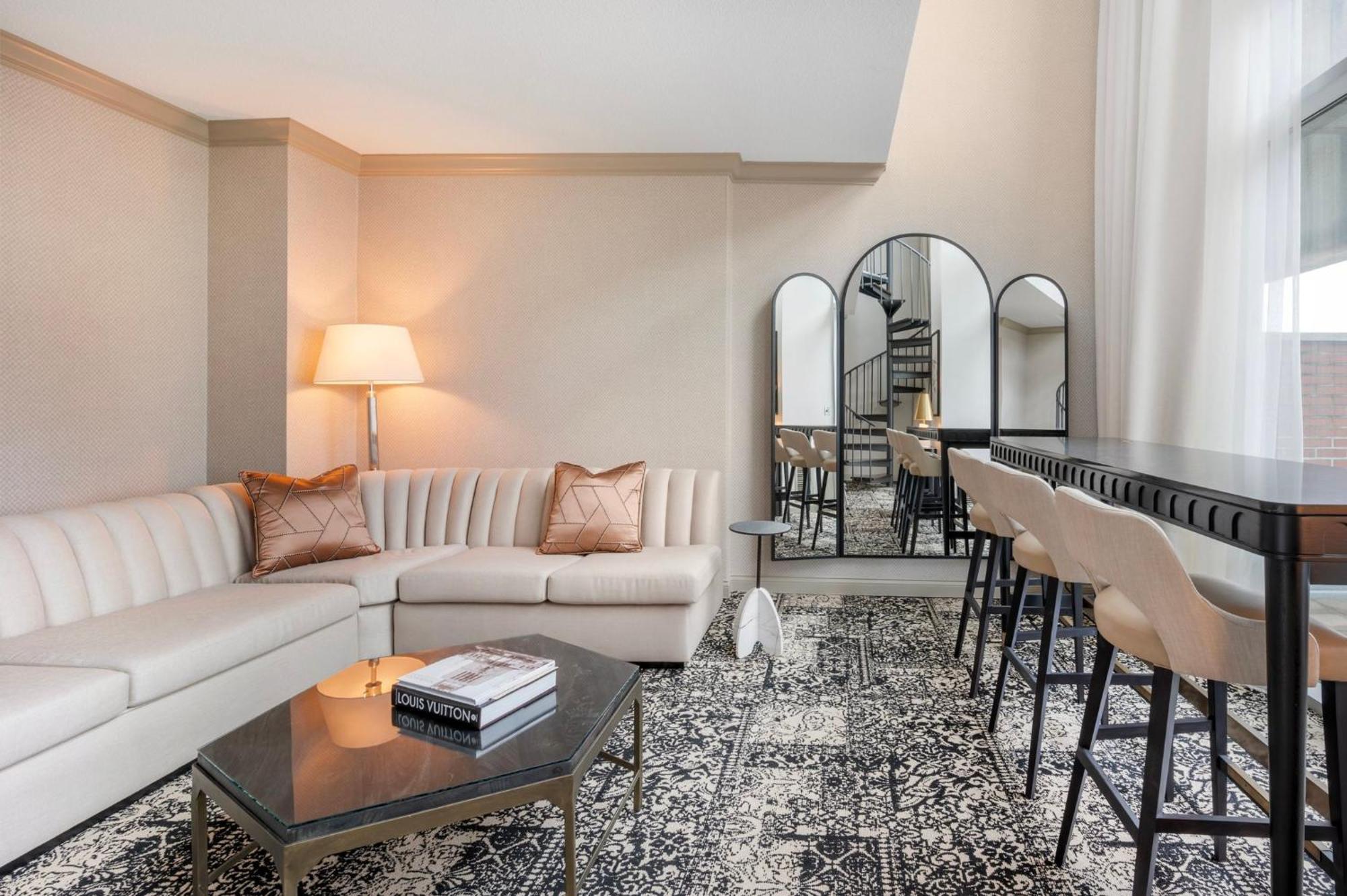 Omni Severin Hotel
