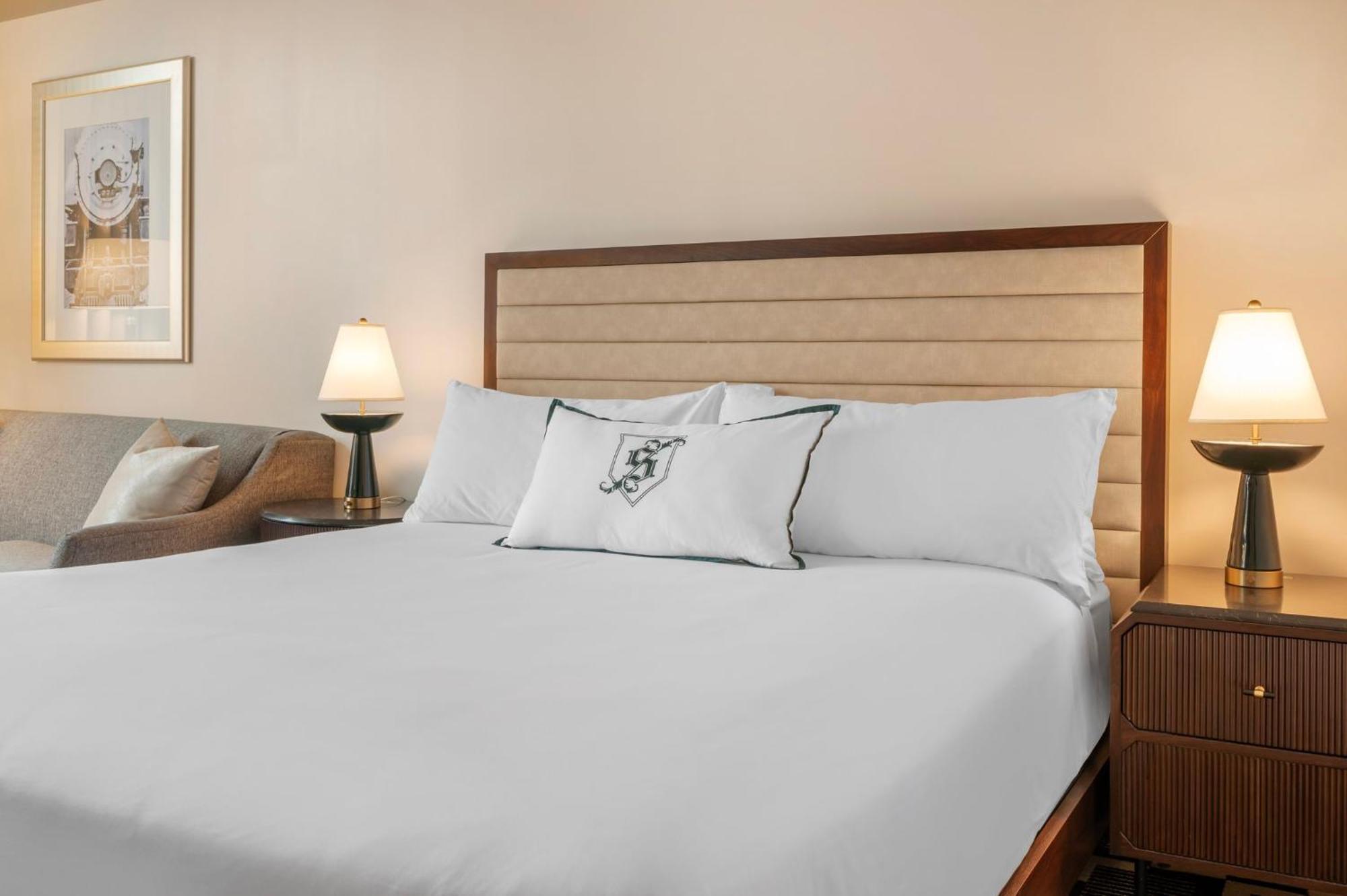 Hotel Omni Severin 4*