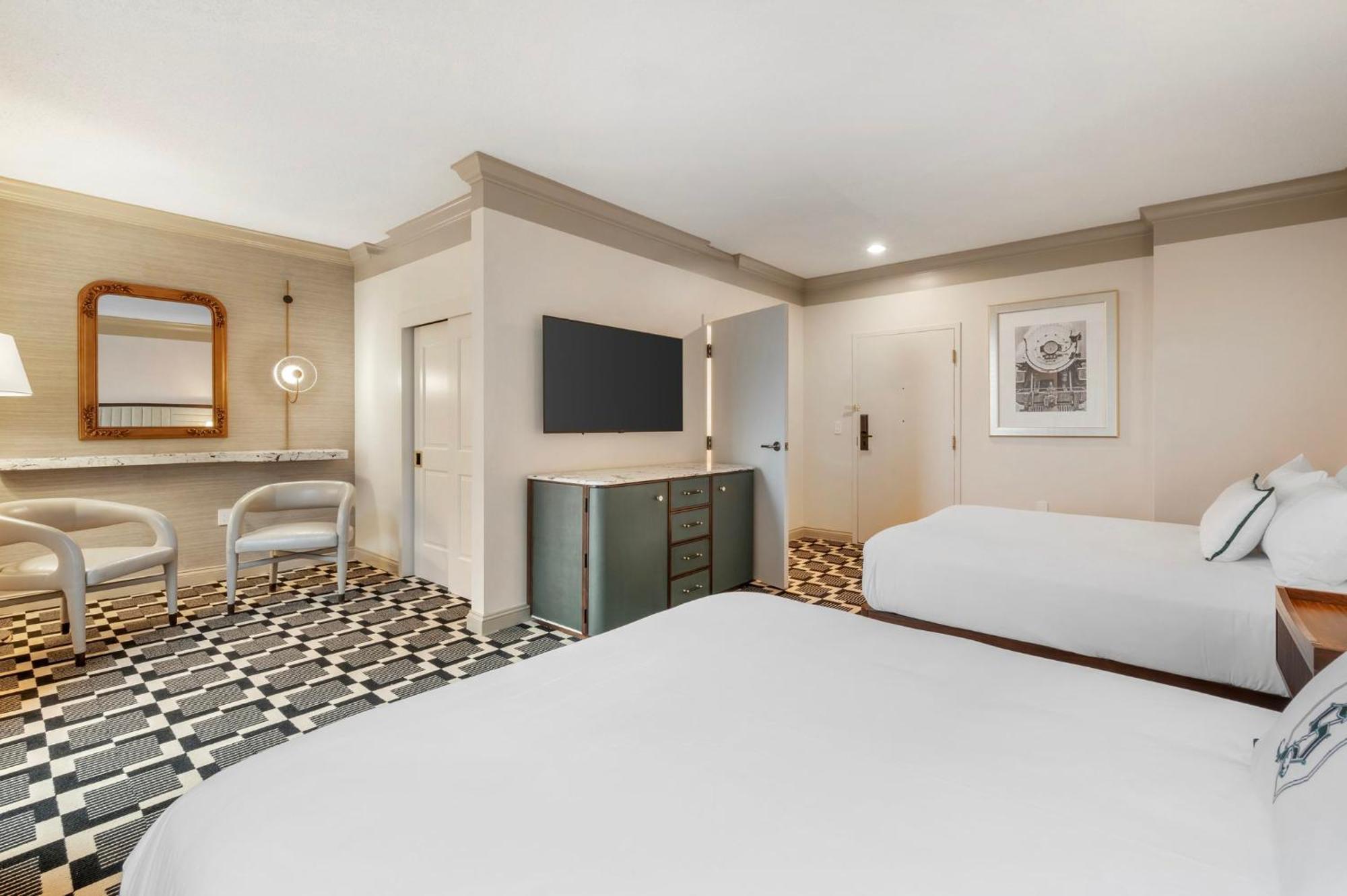 Omni Severin Hotel