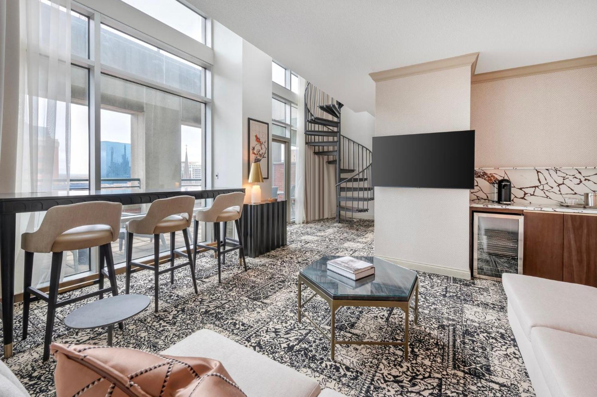 Hotel Omni Severin 4*