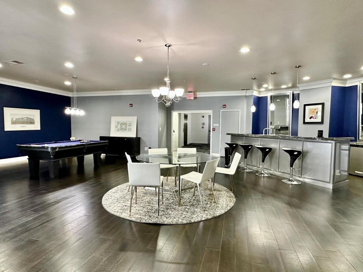 Downtown Penthouse Loft With View