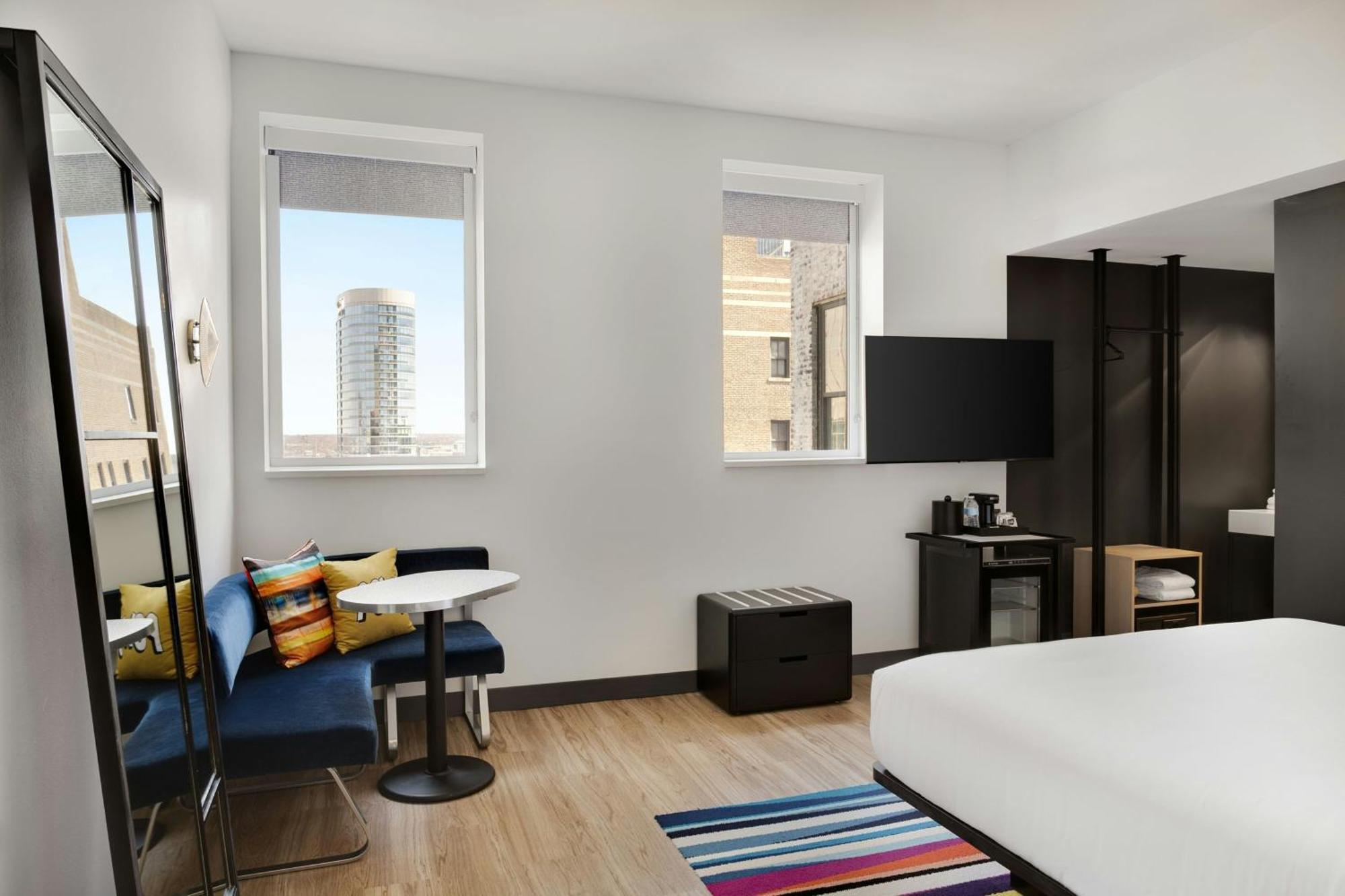 Aloft Downtown Indianapolis