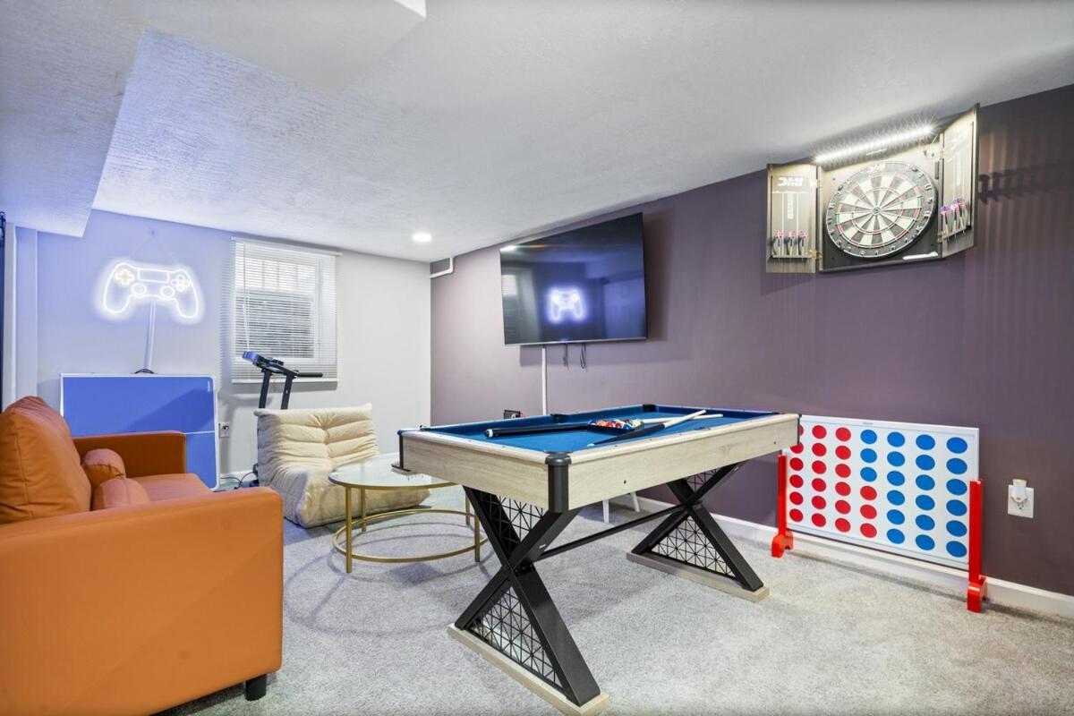 Near Butler! Games, Gym, Yard And Free Parking *