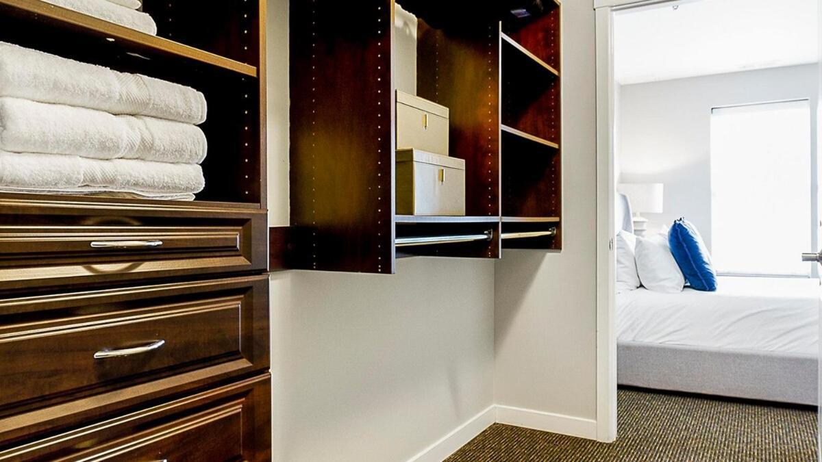 Landing Modern With Amazing Amenities