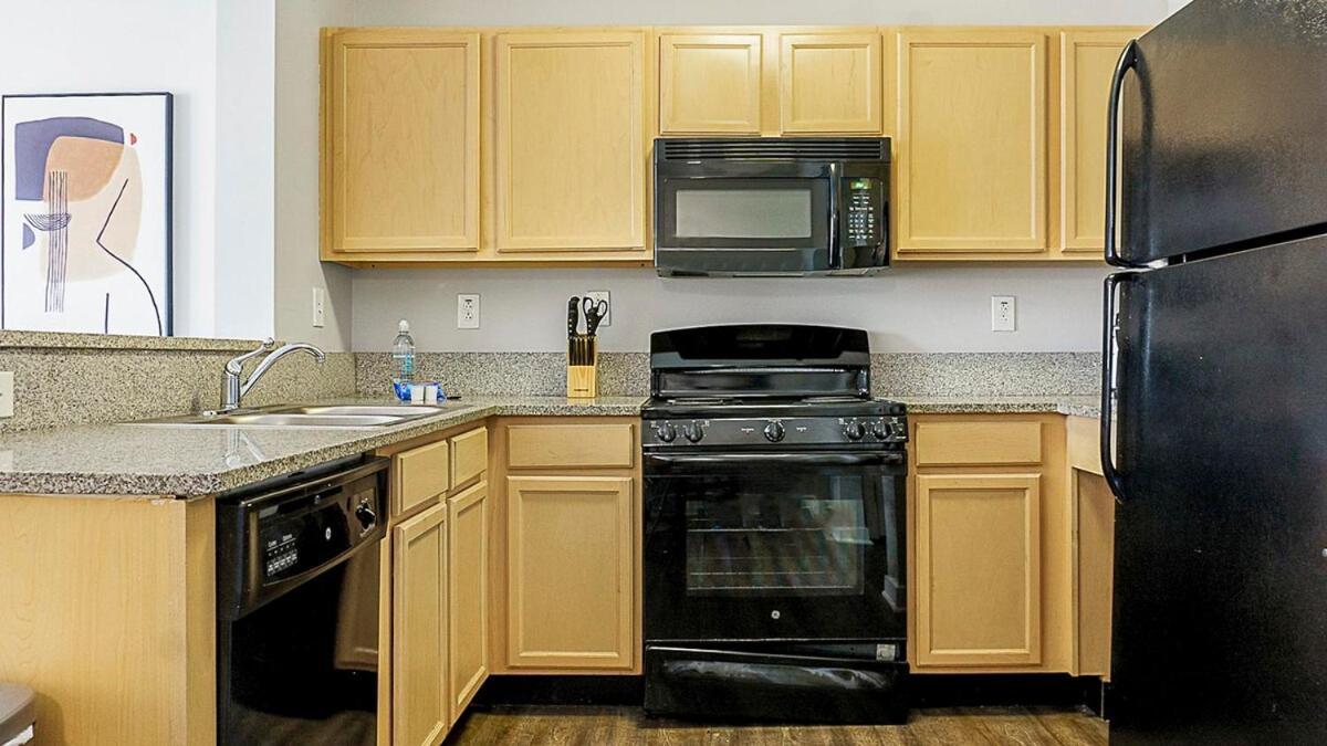 Landing Modern With Amazing Amenities Indianapolis