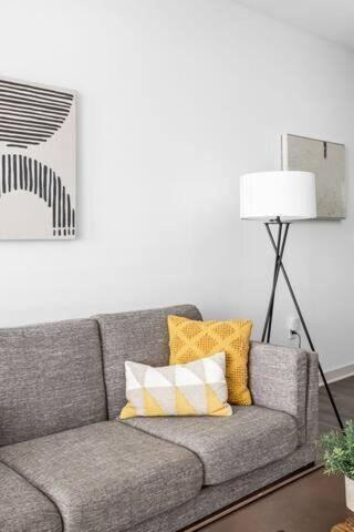 Apartment Cozysuites 2br Bottleworks #3 *