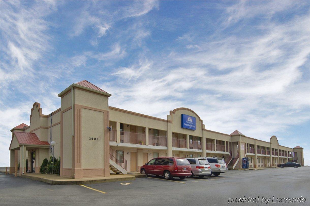 Indy Southwestern Inn-south