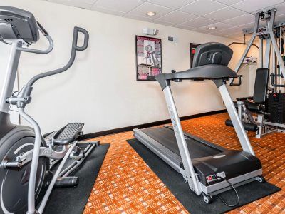 Hotel Baymont By Wyndham East Indianapolis