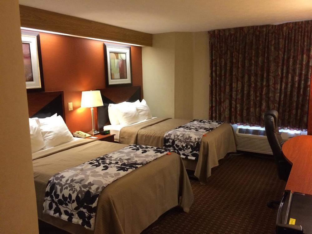 6-indianapolis, In - Airport 2*