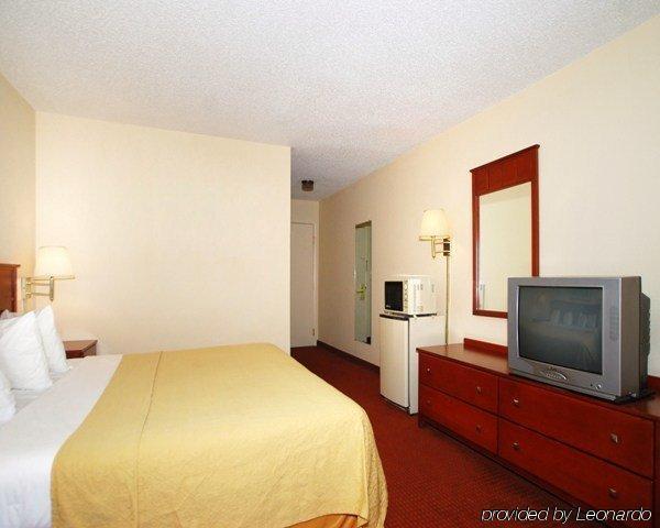 Baymont By Wyndham East 2*