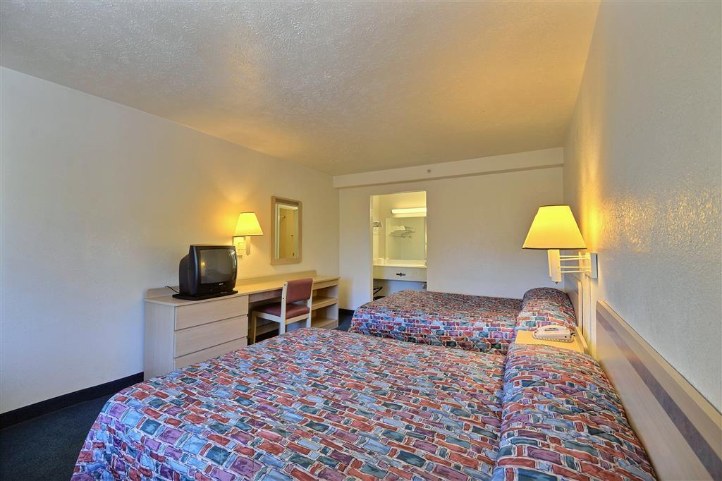 Days By Wyndham South Hotel