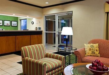 Fairfield & Airport Hotel Indianapolis