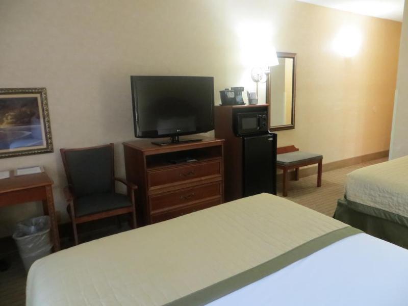 Baymont By Wyndham West 2*