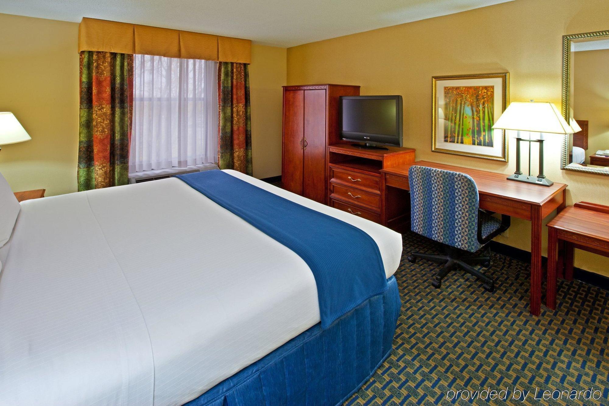 Western Nw Hotel Indianapolis
