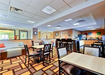 Comfort East Inn Indianapolis