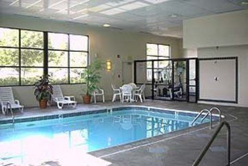 Clarion & Northwest Inn