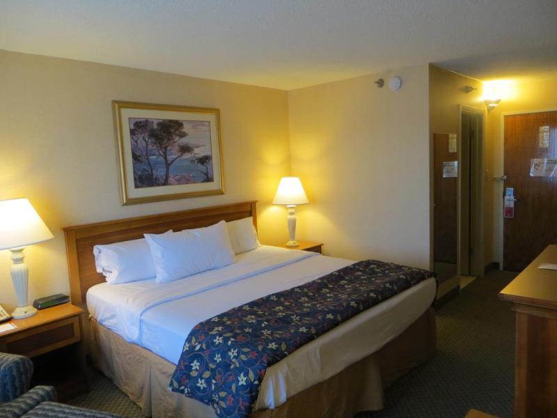 Hotel Rodeway I-70 3*