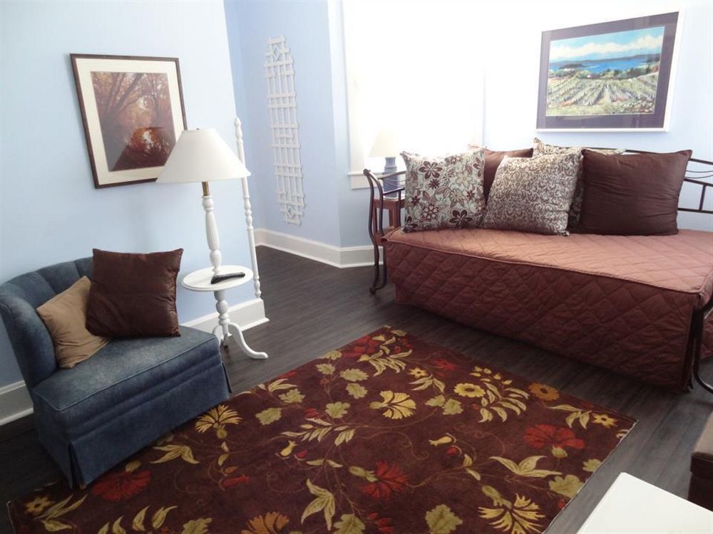 Bed & Breakfast Nestle 3*