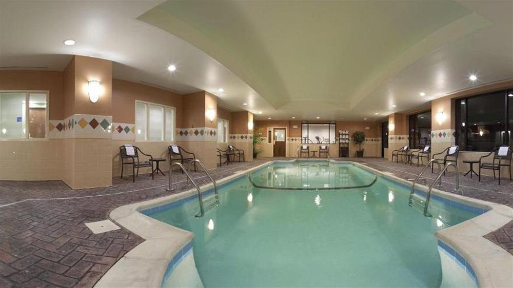 Hotel Express & Dtn-conv Ctr By Ihg