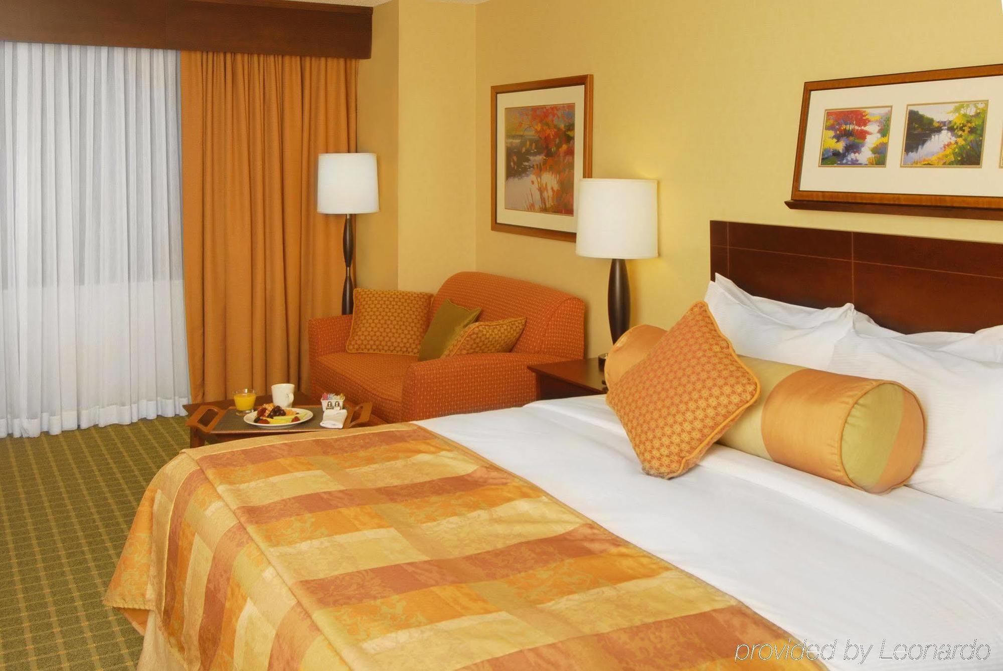 Hilton North Indianapolis
