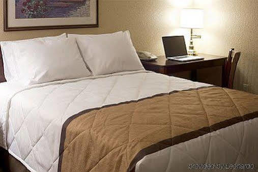 Hotel Suburban