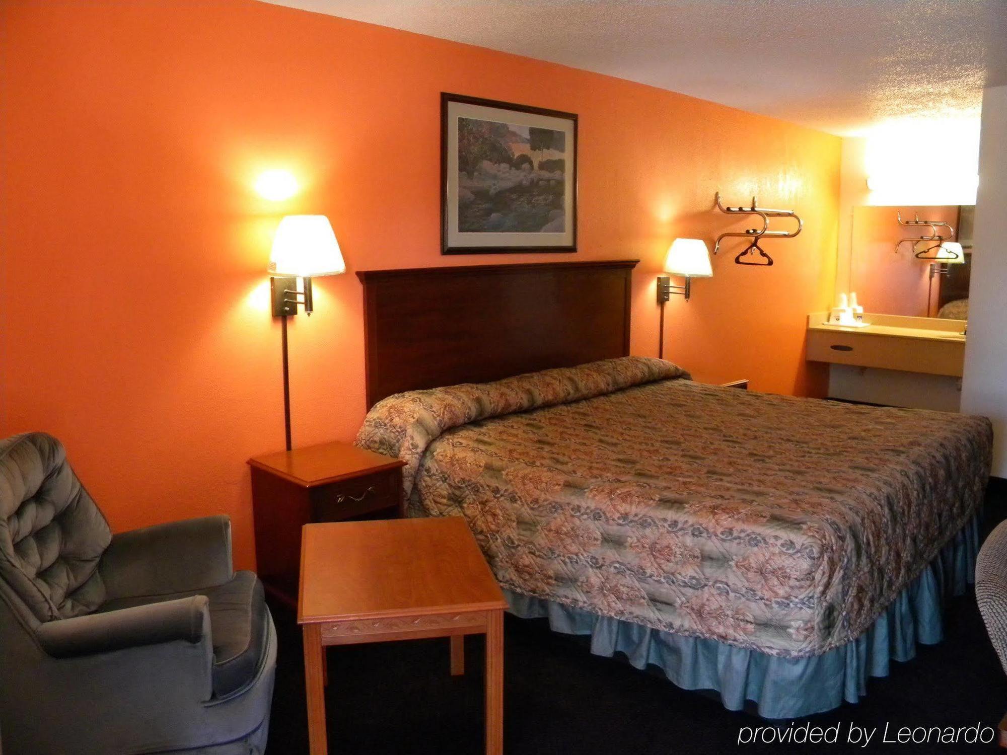 Indy Southwestern Inn-south 2*