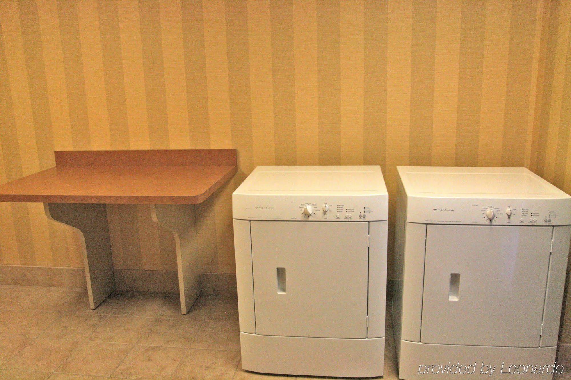 Hampton Northwest - Park 100 Hotel 3*