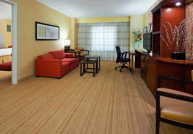 Hotel Courtyard Downtown Indianapolis