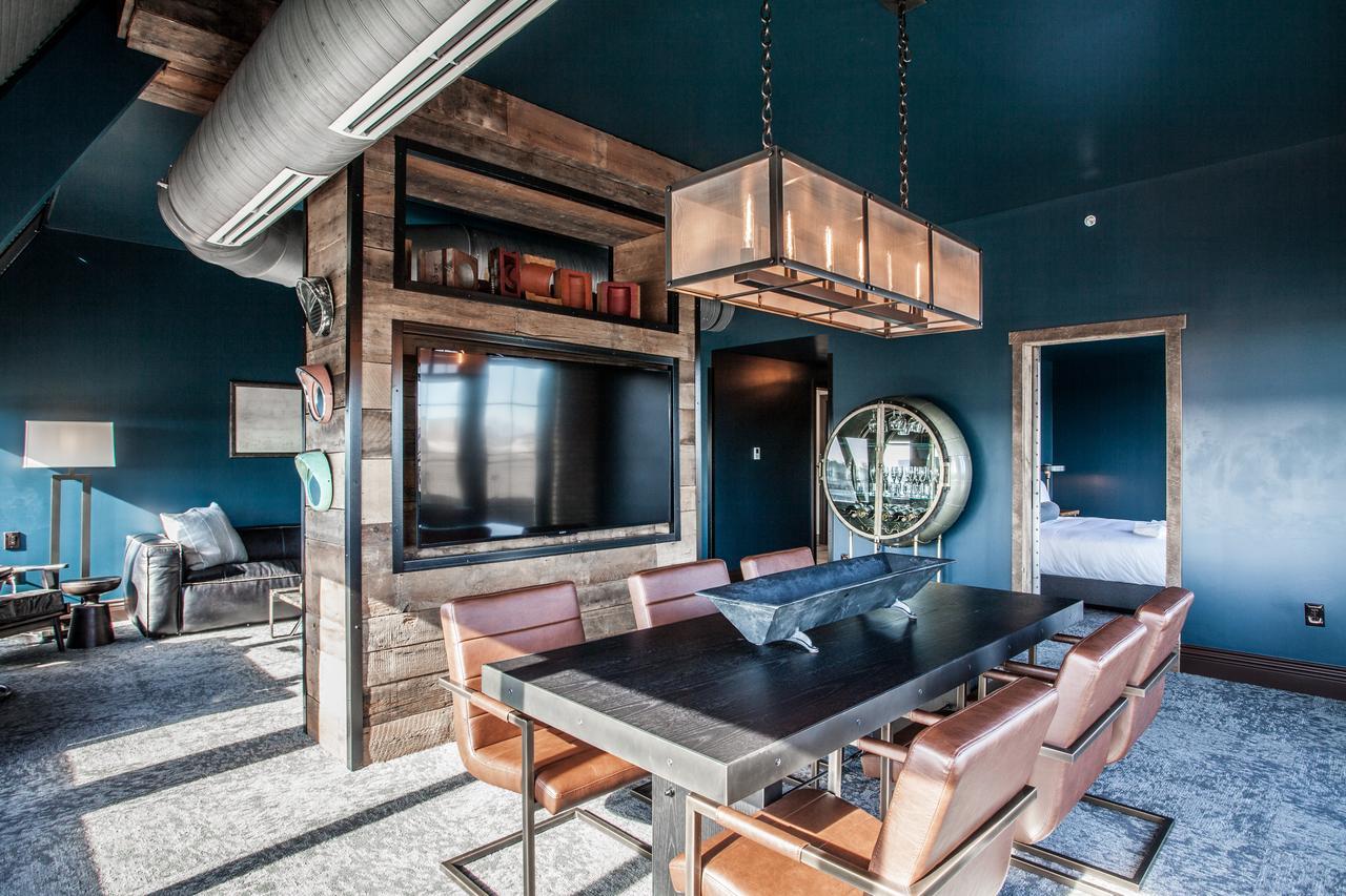 Ironworks Indy Hotel