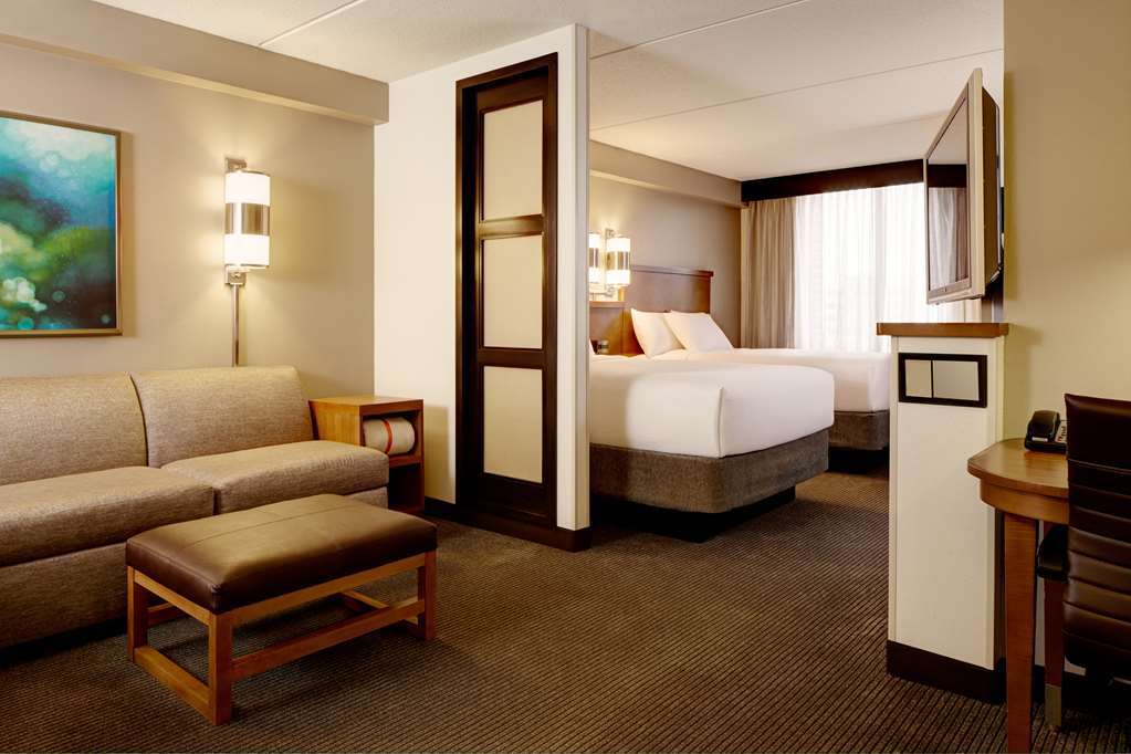 Hyatt Place Airport 3*