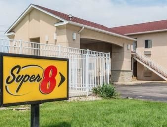 Super 8 By Wyndham Indianapolis/ne/castleton Area 2*