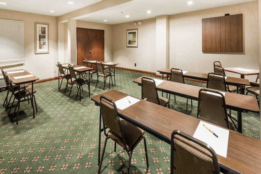Super 8 By Wyndham Indianapolis/ne/castleton Area 2* Indianapolis