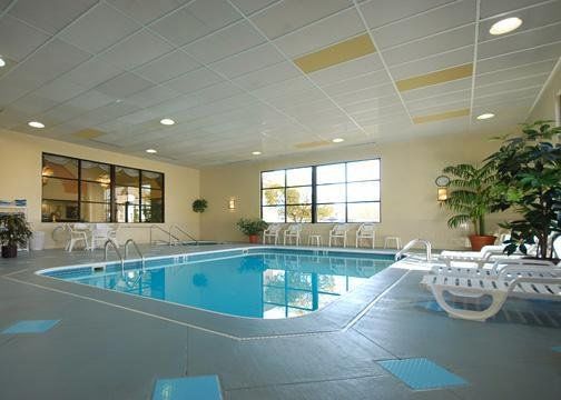 Clarion & Northwest Inn Indianapolis