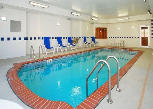 Hotel Baymont By Wyndham East