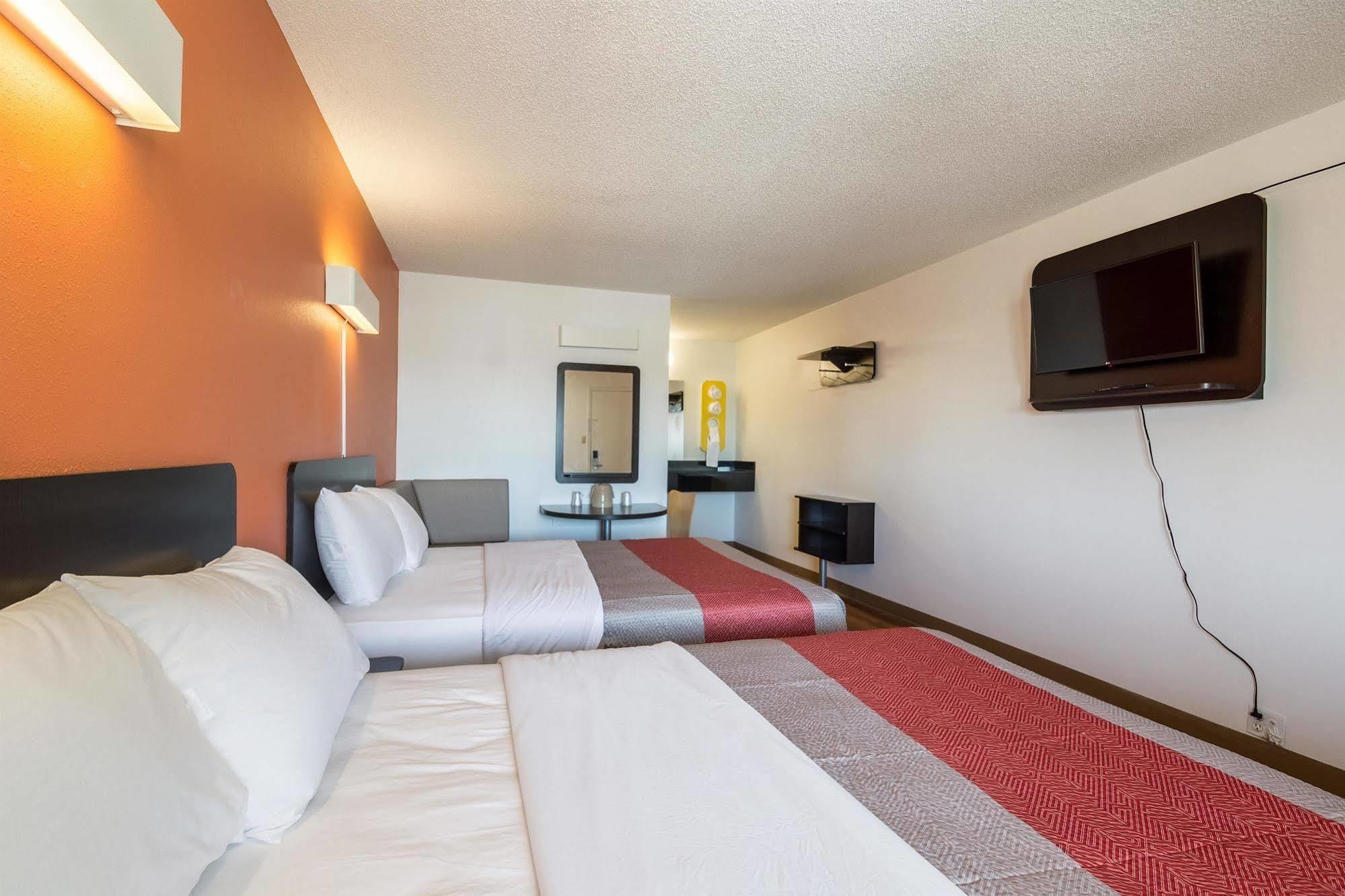 465 By Regency 2* Indianapolis