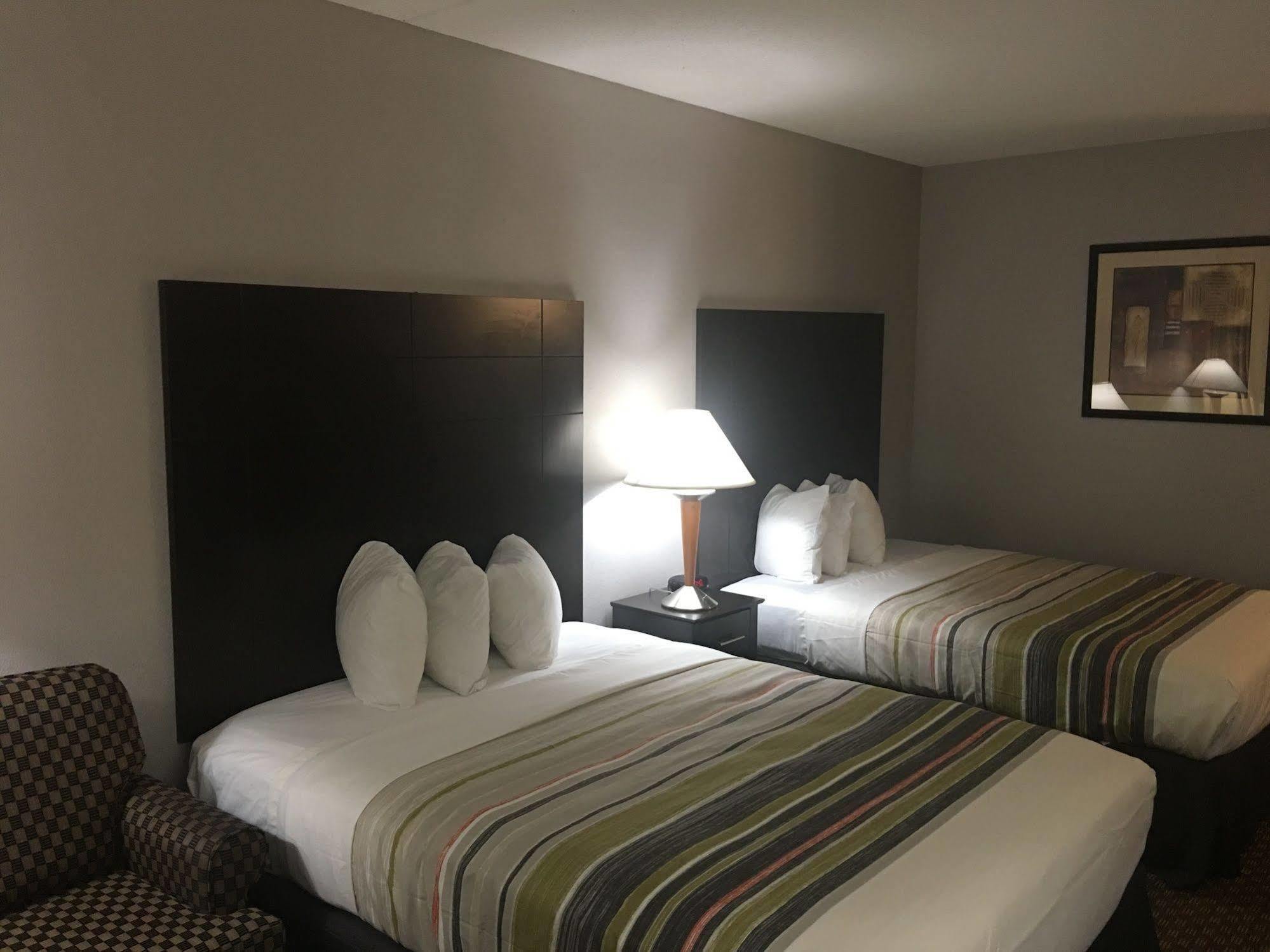 Hotel Country & By Radisson, East, In 3*