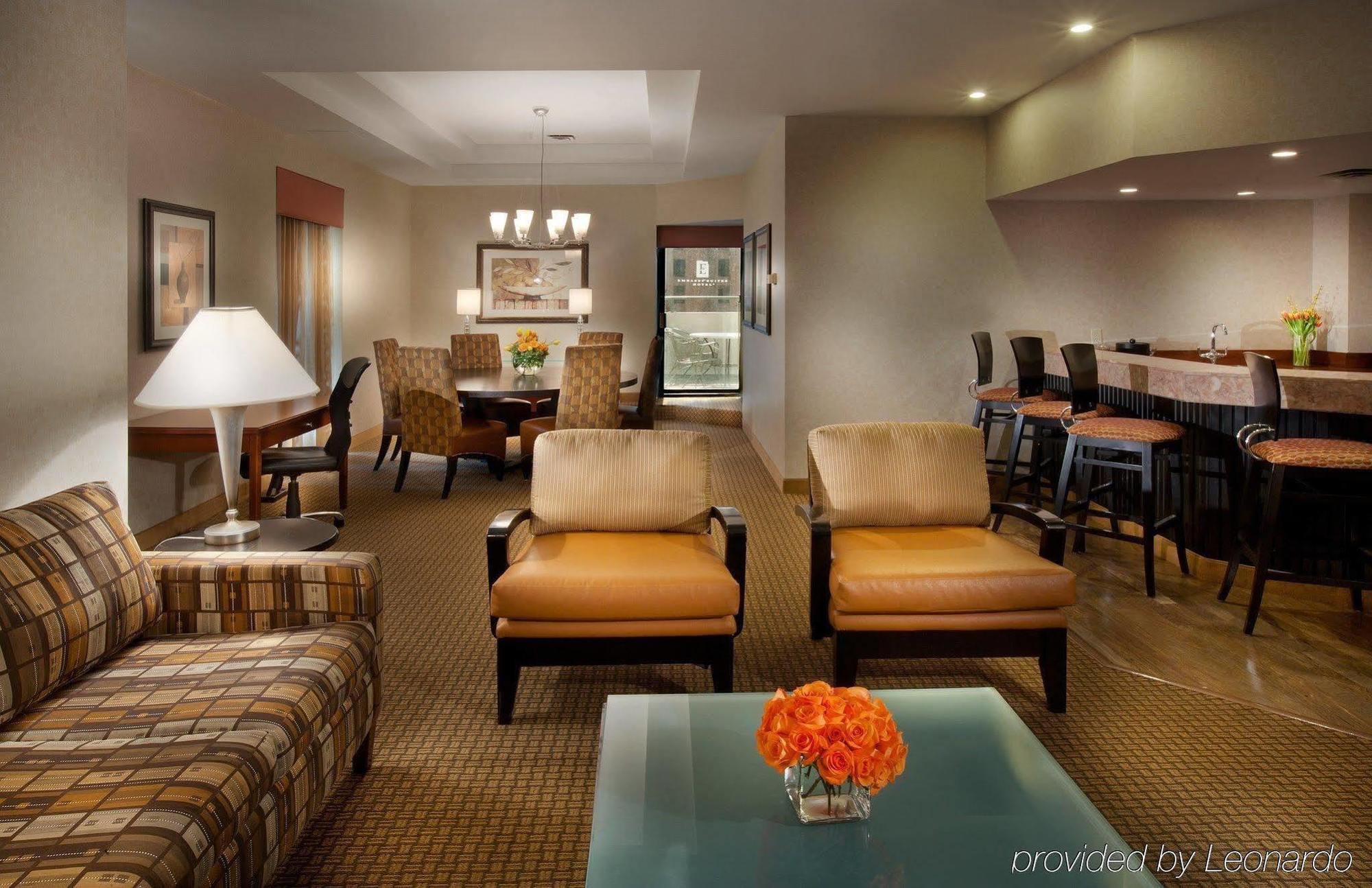Embassy By Hilton Downtown Hotel Indianapolis