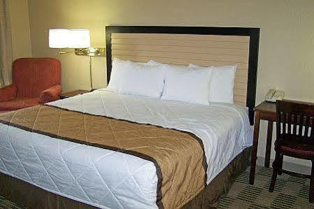Extended America - - West 86th St 2*