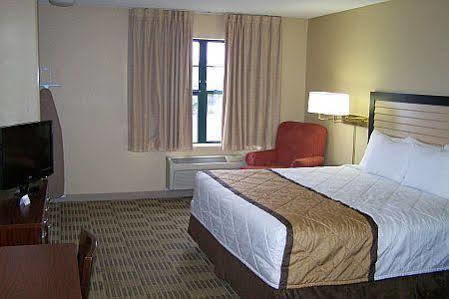 Extended America - - West 86th St Indianapolis