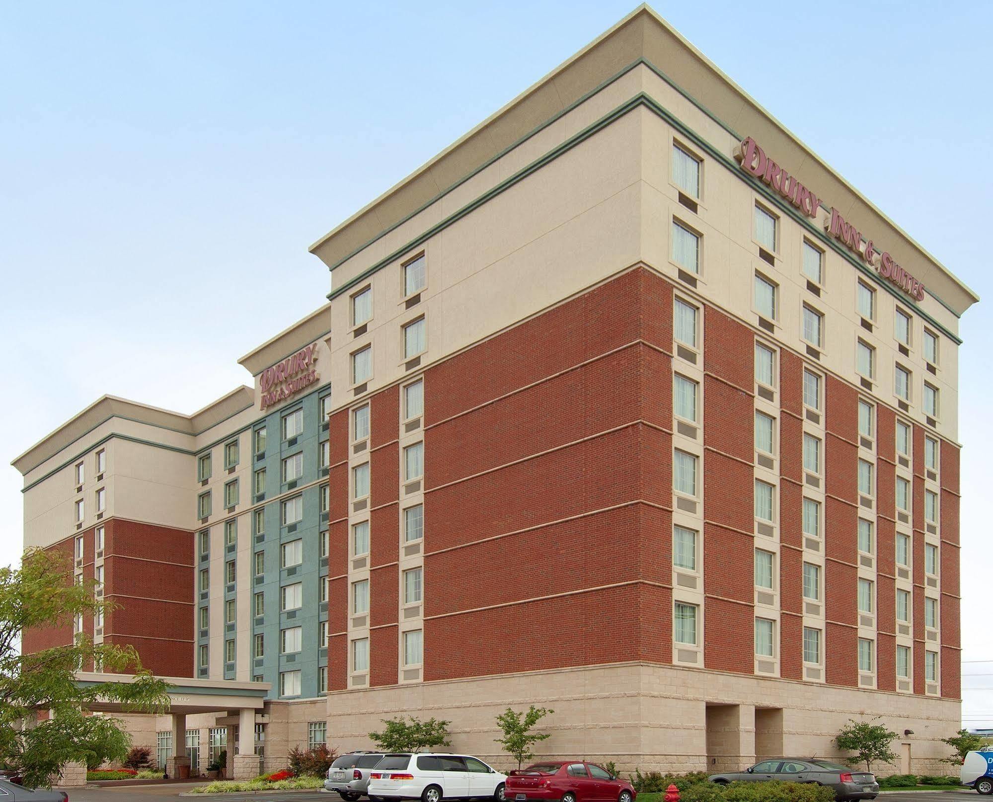 Hotel Drury & Northeast Indianapolis