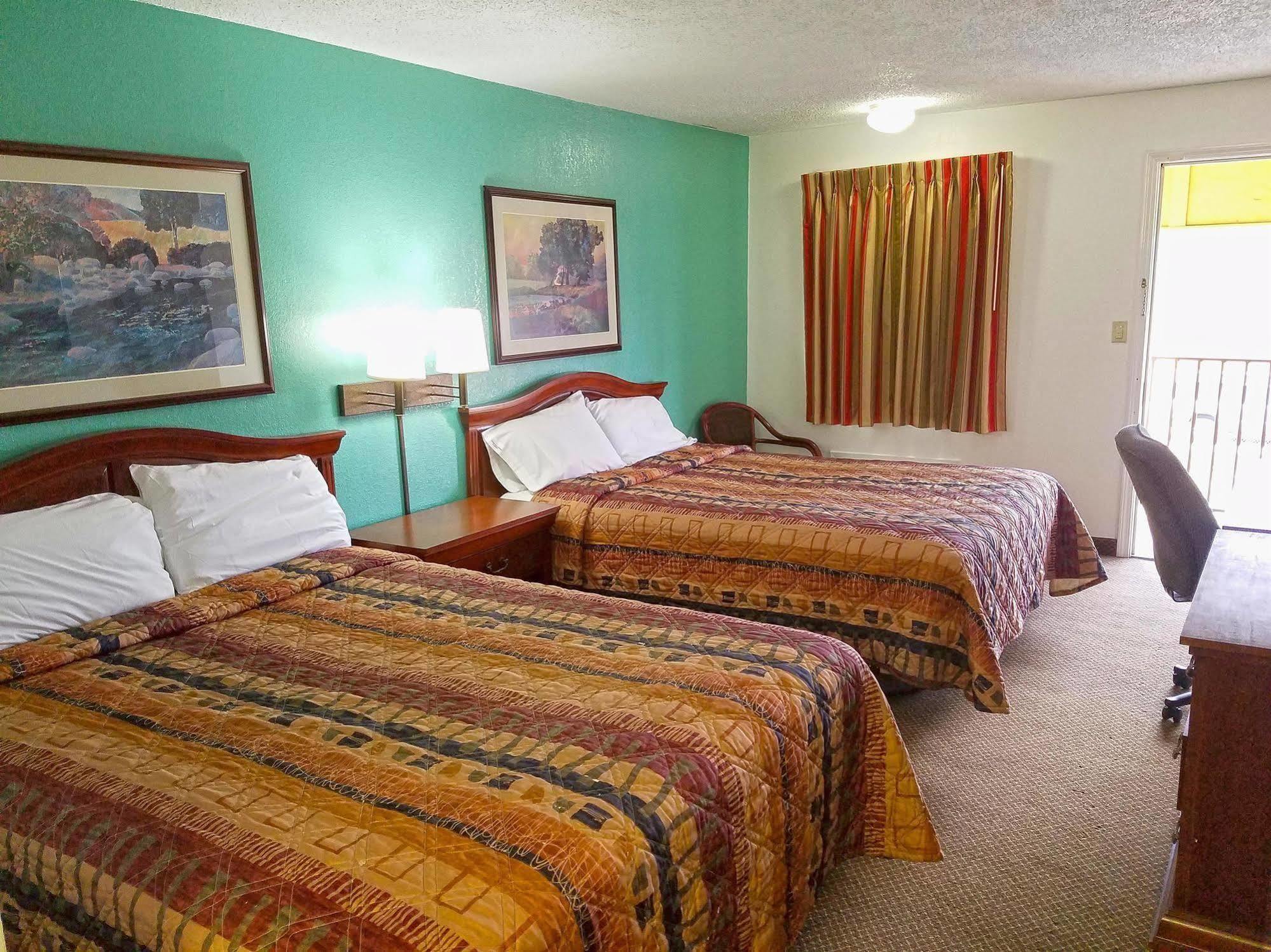 Indy Southwestern Inn-south Motel