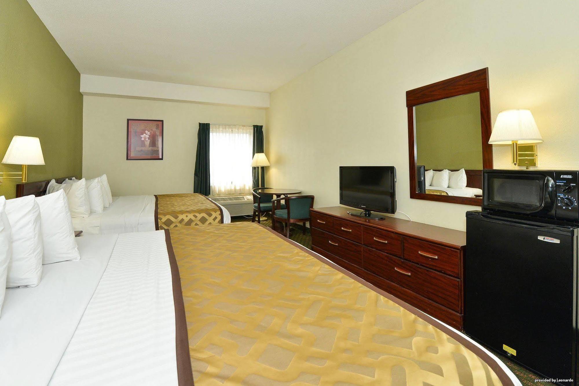 Quality & Southport Hotel 2*