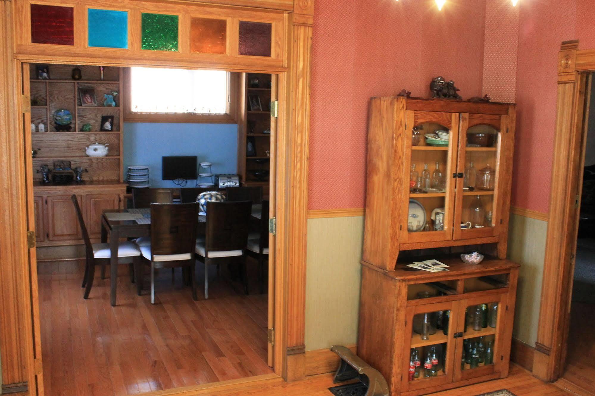 The Harney House Bed & Breakfast Indianapolis