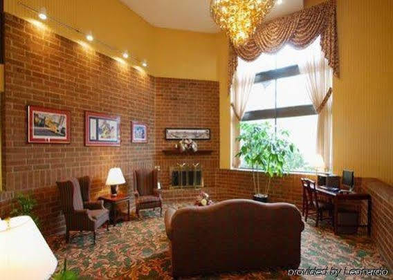 Comfort & North At The Pyramids Indianapolis