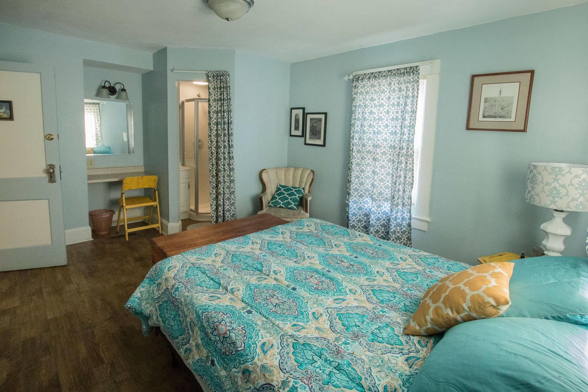 Indy Hostel