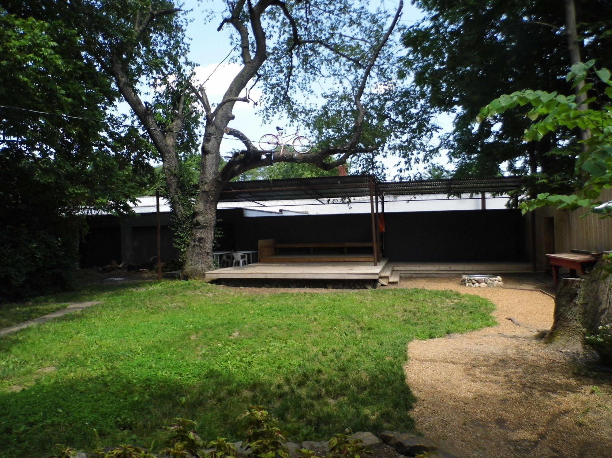 Indy Hostel *