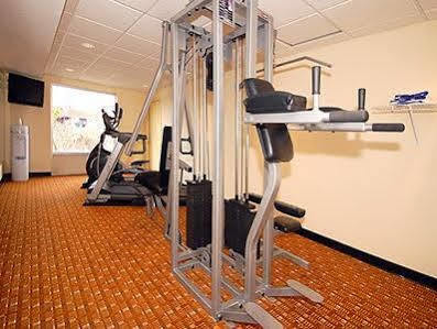 Baymont By Wyndham East Hotel 2*