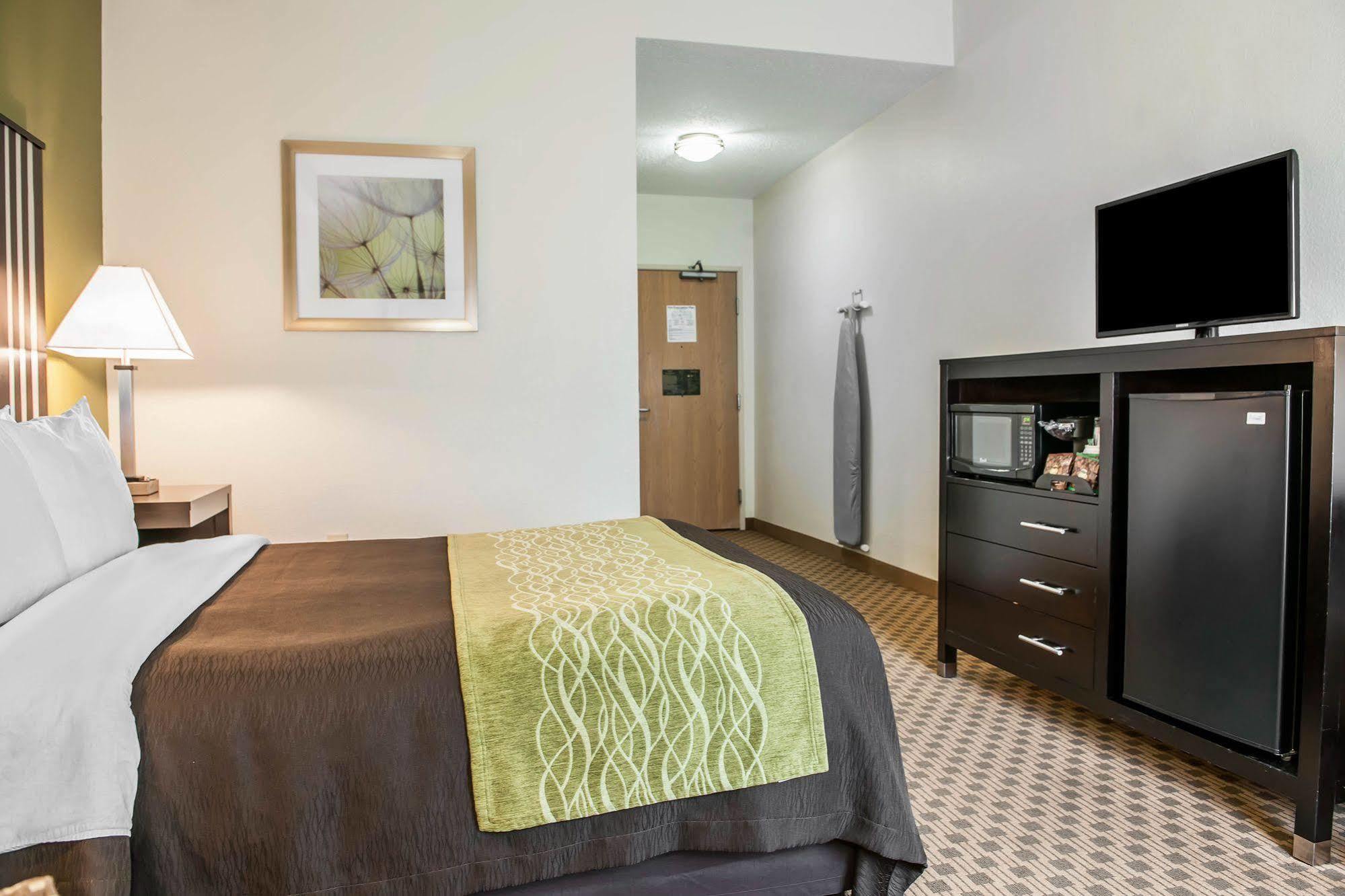 Comfort East Indianapolis