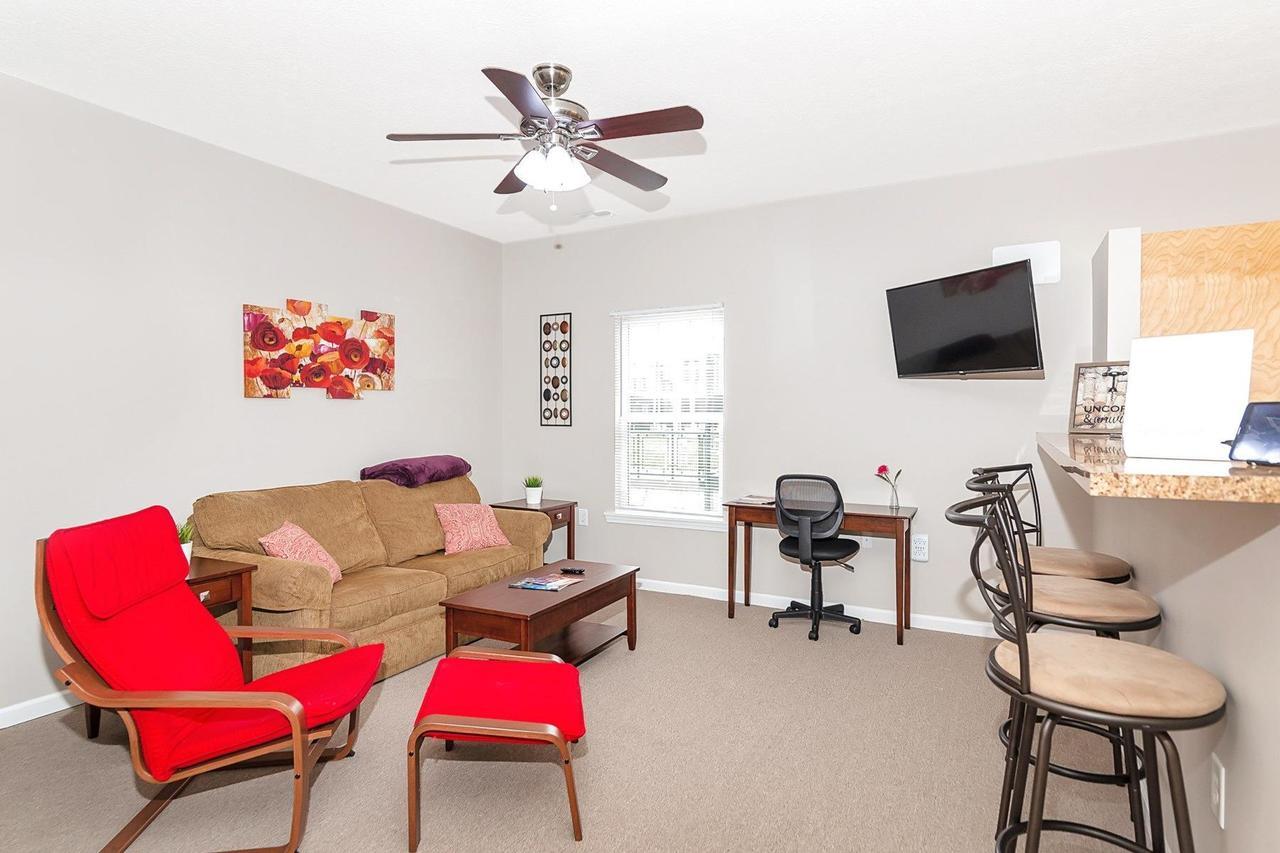 Apartment Your In Indy + Free Private Parking, 5min Downtown Indianapolis